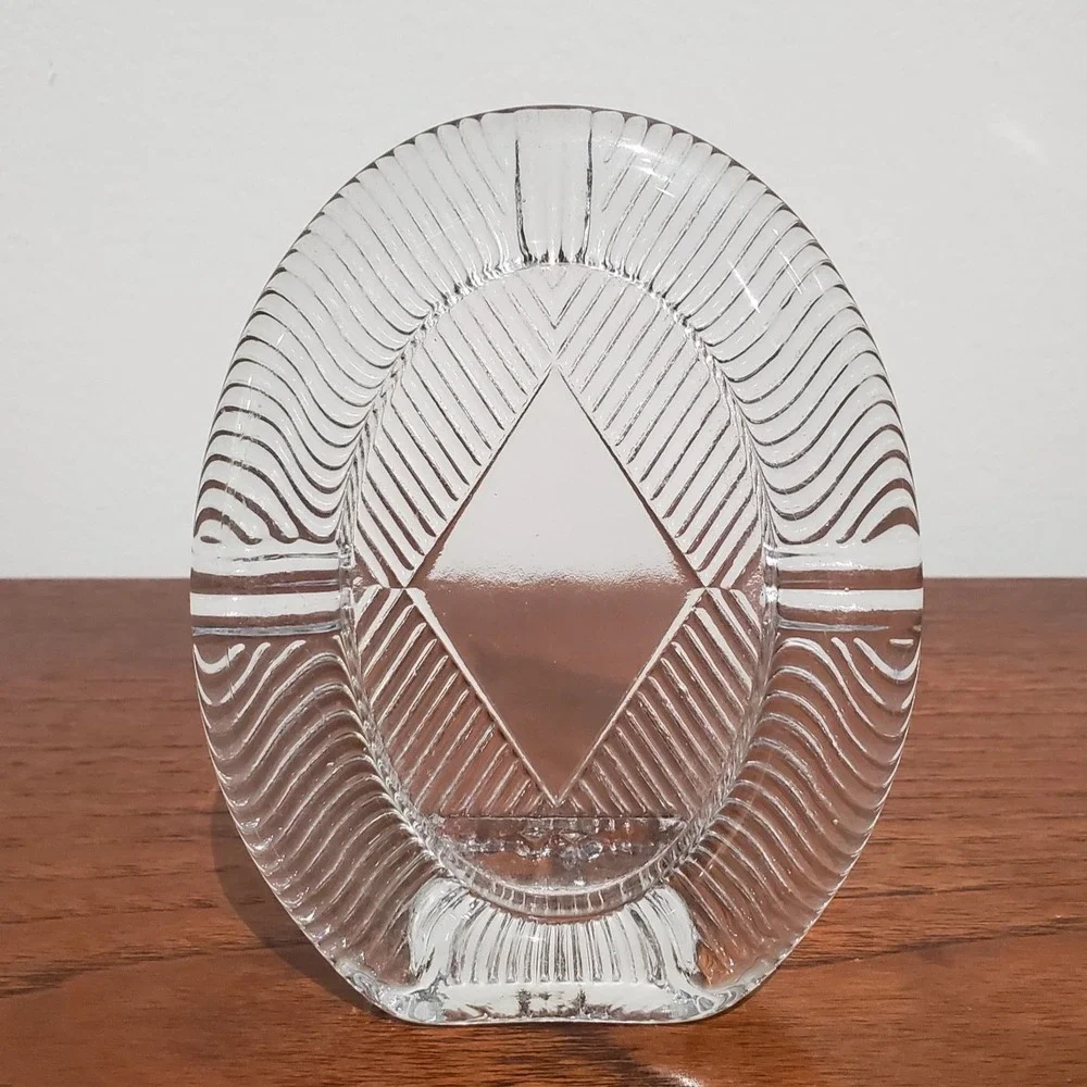 Vintage‎ clear crystal oval frame, small, 4.5